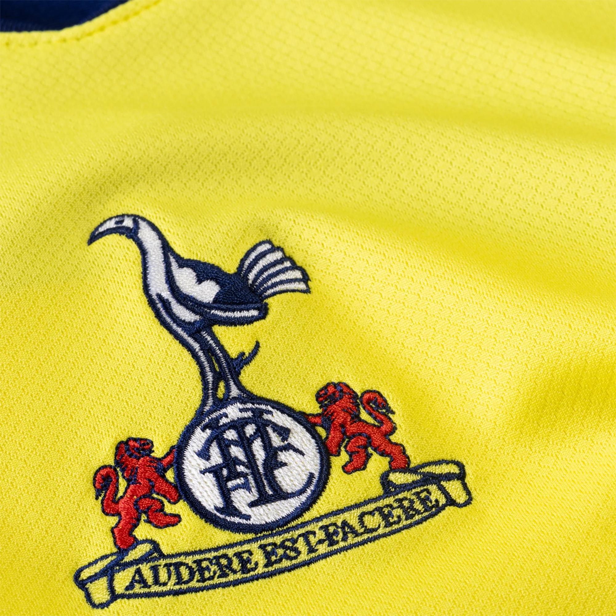 Paita Tottenham Hotspur,Pelipaita Tottenham Hotspur Kolmas,Paita Tottenham Hotspur Kolmas,Jalkapallopaita Tottenham Hotspur